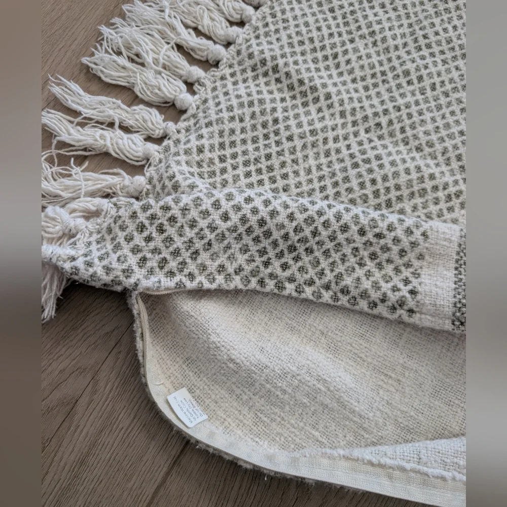 Decorative Pillow Cover For A 22